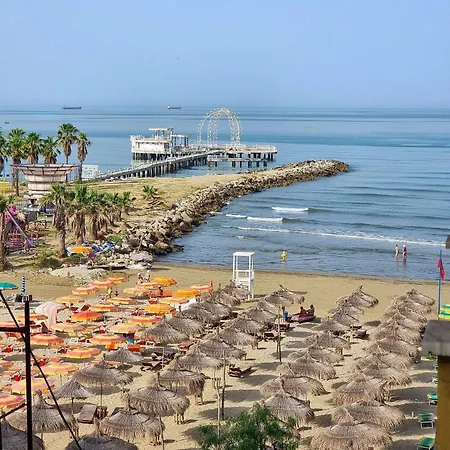 Lovely In The Beach, Lejlighed *