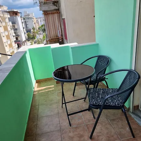 Lovely In The Beach, * Durrës