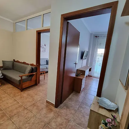 Apartment Lovely In The Beach,